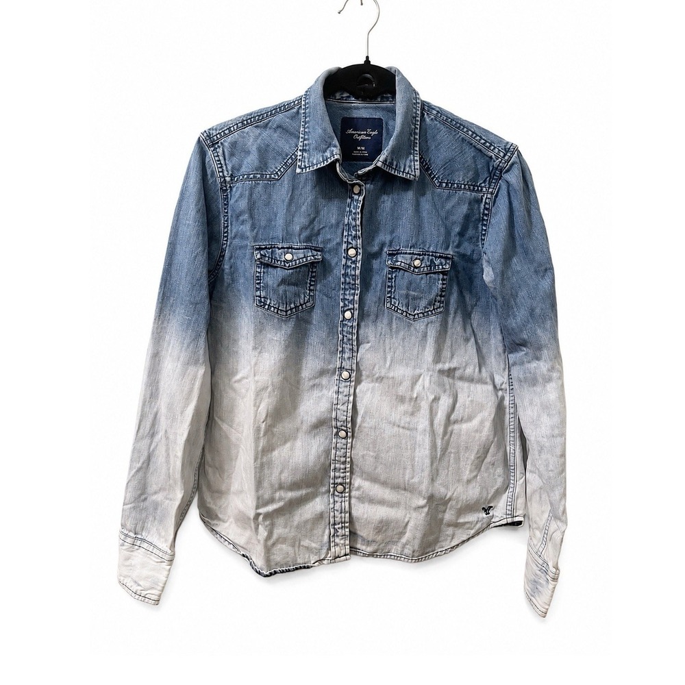 American Eagle Outfitters Women's Denim Button Down Shirt Size M Ombre Snap